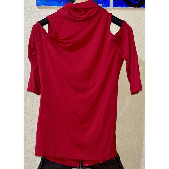 NWT NY & Co 7th Avenue Red 3/4 sleeve cold shoulder Ruched pullover top sz M - Picture 2 of 6
